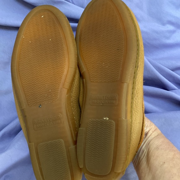 Minnetonka brown slip in moccasins - Picture 4 of 5